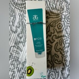 Arbonne FC 5 Cooling Foot Cream